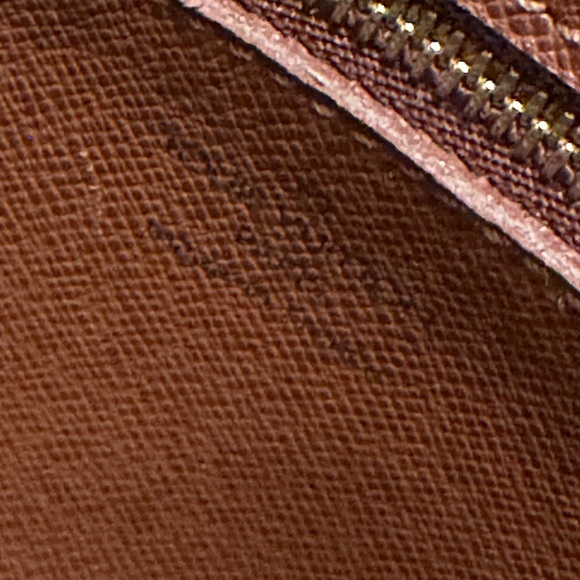 Vintage Louis Vuitton crossbody Trocadero - Picture 2 of 11